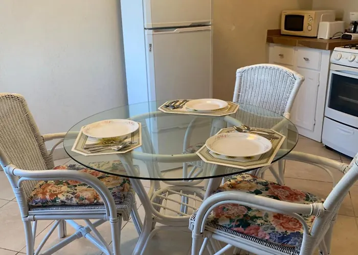 Seawinds Apartments